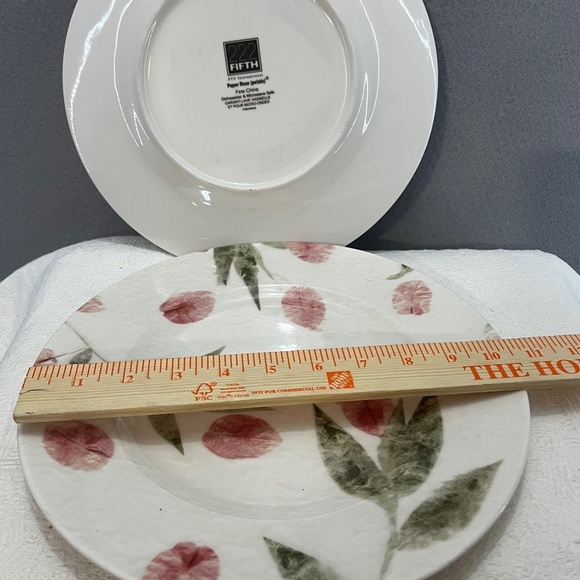 222 Fifth Paper Rose Floral Dinner Plate - Pink and Green - Picture 4 of 4